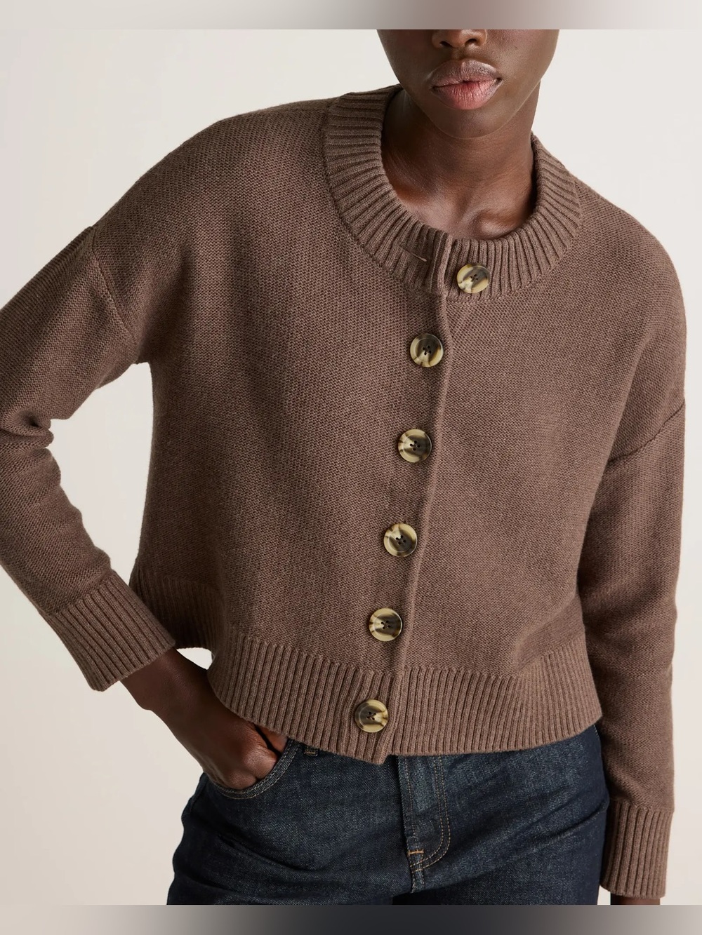 Quince 100% Organic Cotton Cropped Cardigan heather brown - Picture 2 of 4